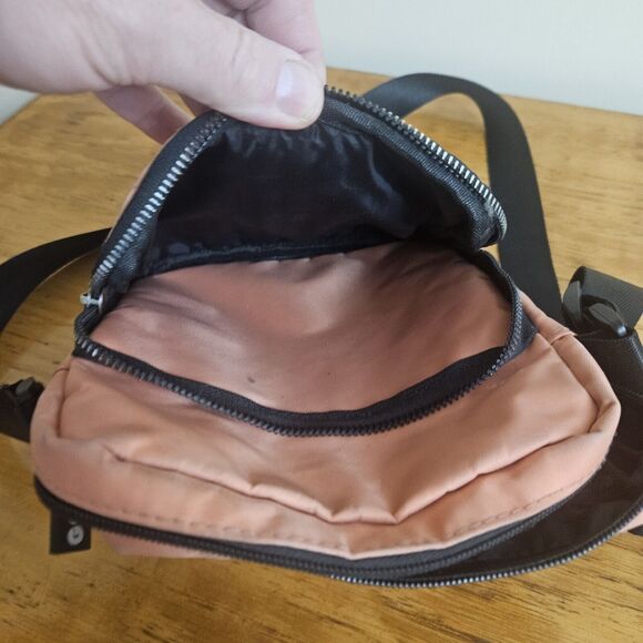 GO! SAC Lemur Coral Pink Mini Pouch Carry Bag 9x7 - Picture 6 of 9